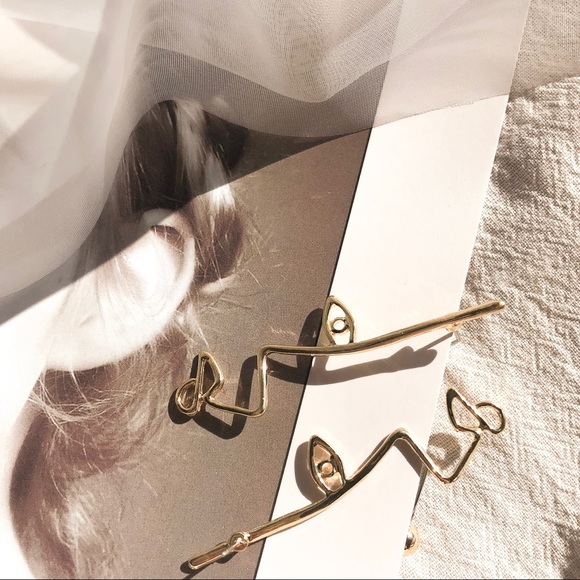 Chic Gold Asymmetric Abstract Drop Earrings - Picture 5 of 5